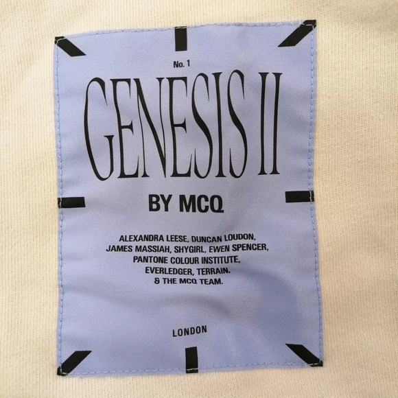 NEW with Tags MCQ Alexander McQueen Sweatshirt Size S True Freedom with art - Picture 4 of 5